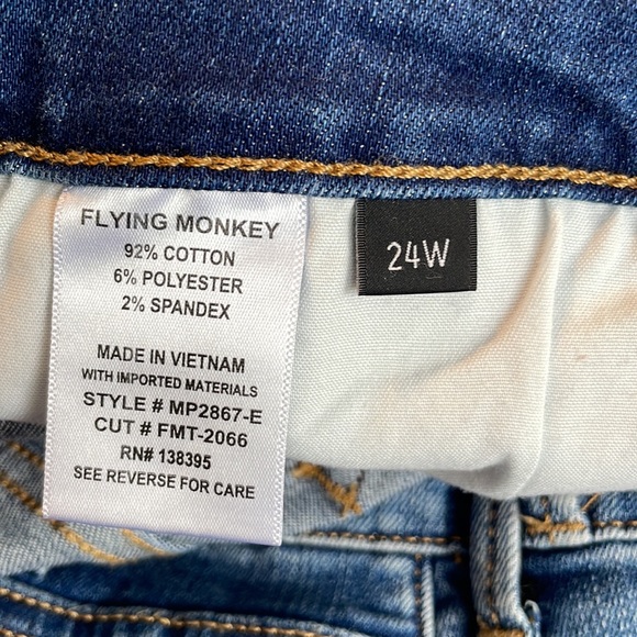 EUC Flying Monkey Platinum Jeans. Size 24W - Picture 8 of 8
